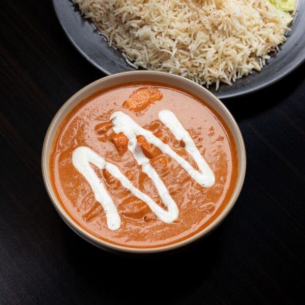Butter Chicken   (Served with Rice, Salad & Naan)   the kabab shoppe