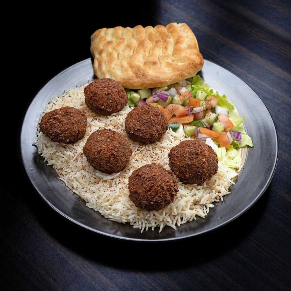 Falafel Plate - (Served with Rice, Salad & Naan) 5 - the kabab shoppe